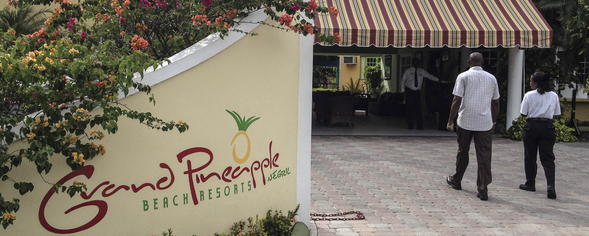Grand Pineapple Beach Resort - Negril Jamaica